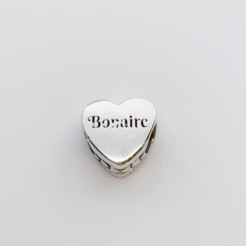 Pandora Bonaire Flag Heart Charm View 2